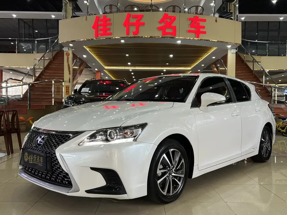 Lexus CT