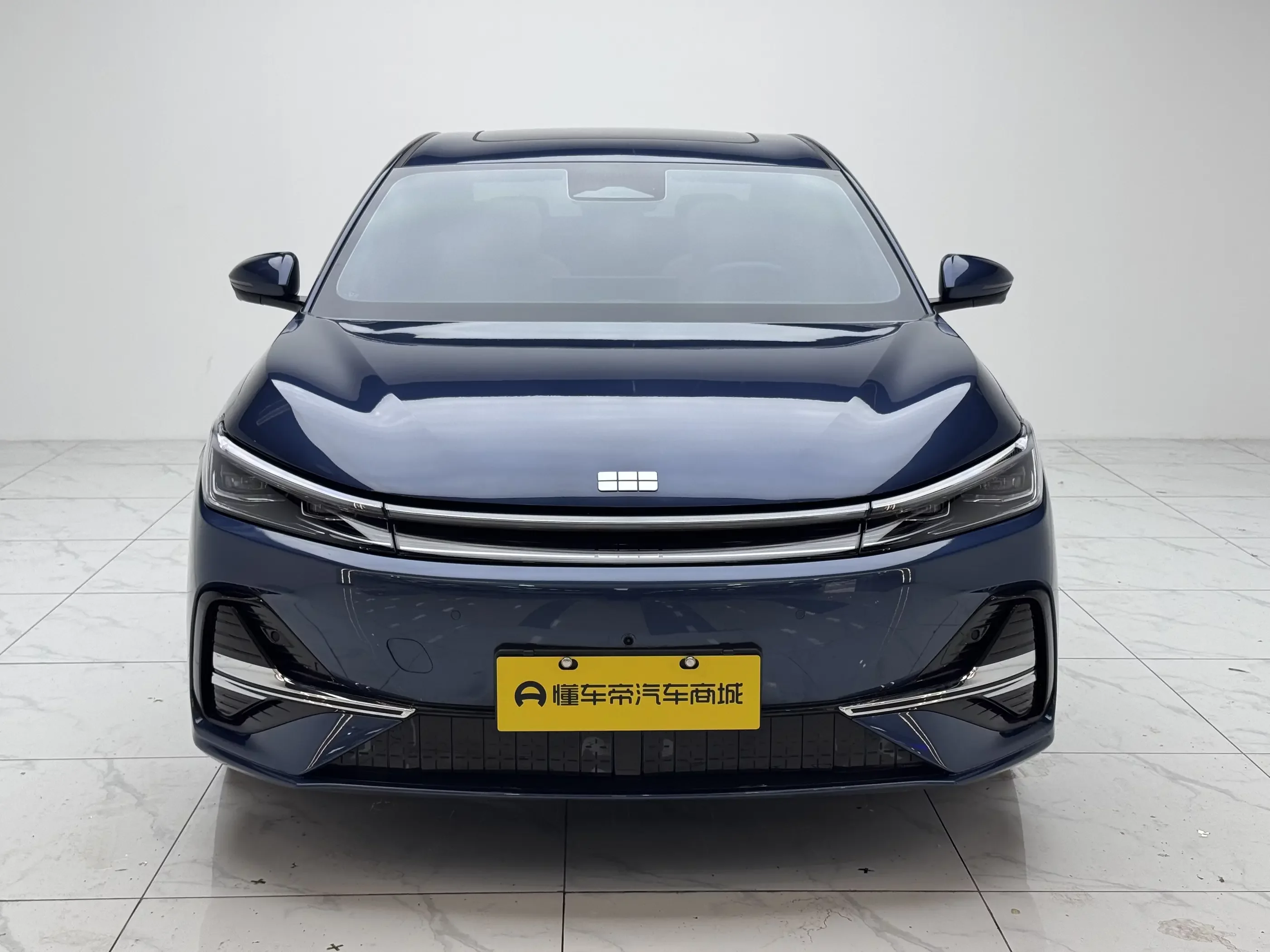 Geely Galaxy A7 EM