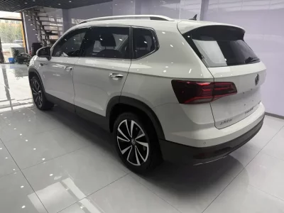 Volkswagen Tharu