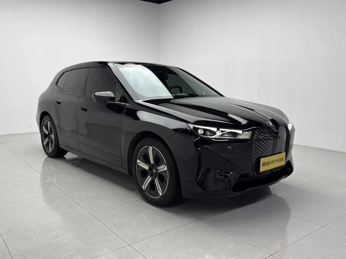 BMW iX