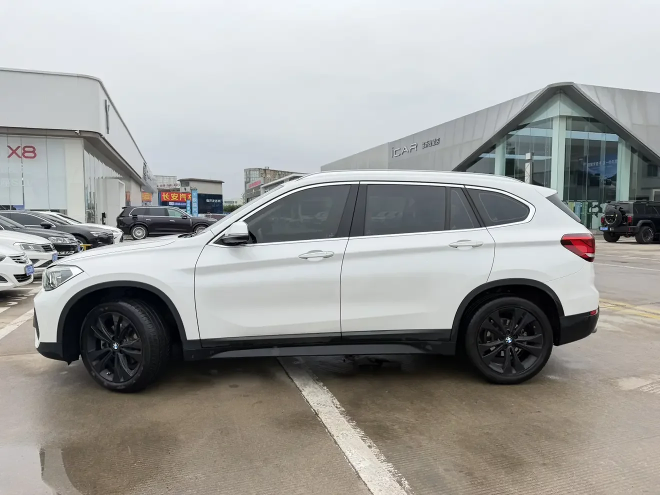 BMW X1