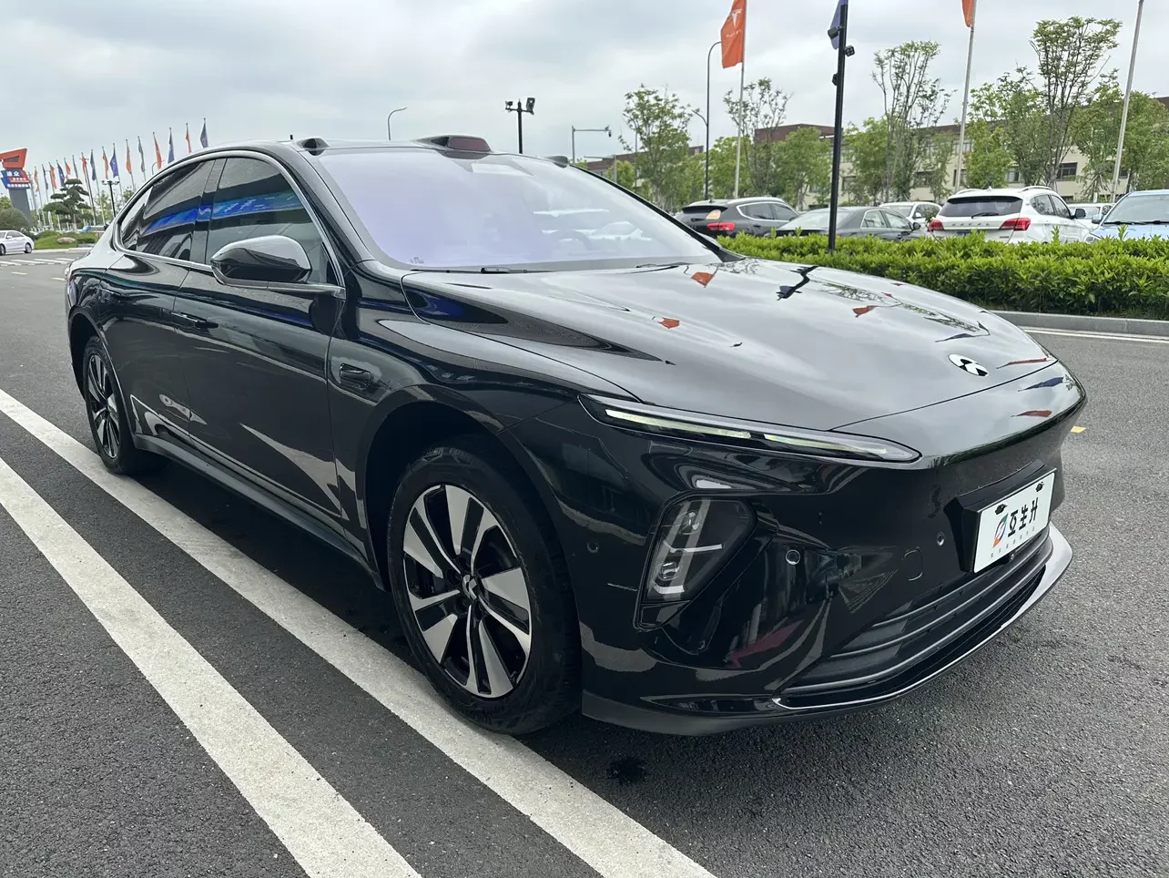 NIO ET7