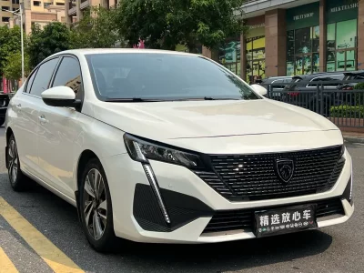 Peugeot 408