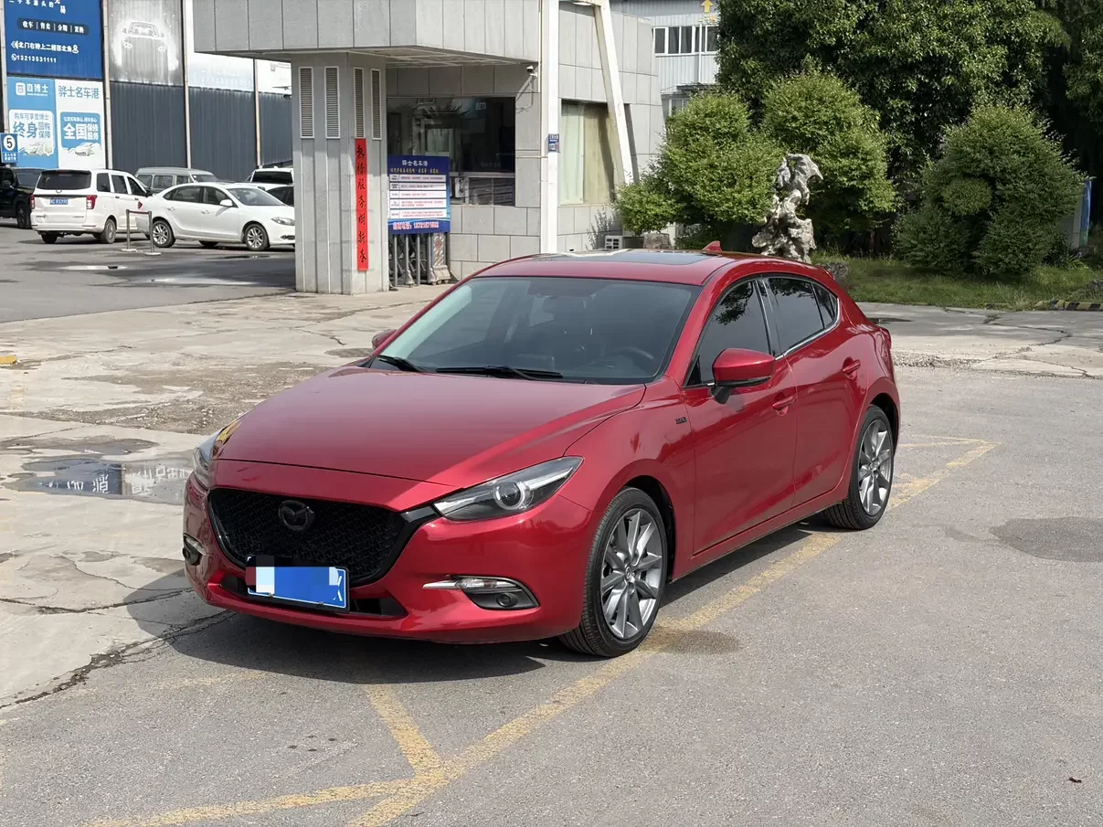 Mazda Axela
