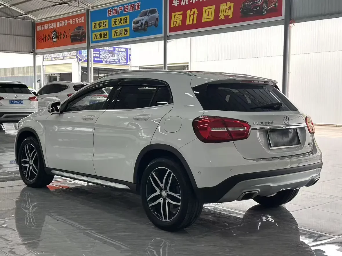 Mercedes-Benz GLA