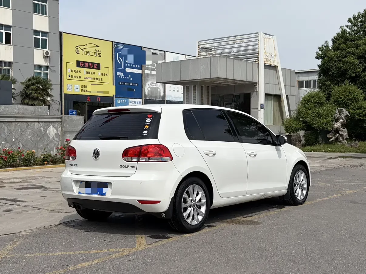 Volkswagen golf