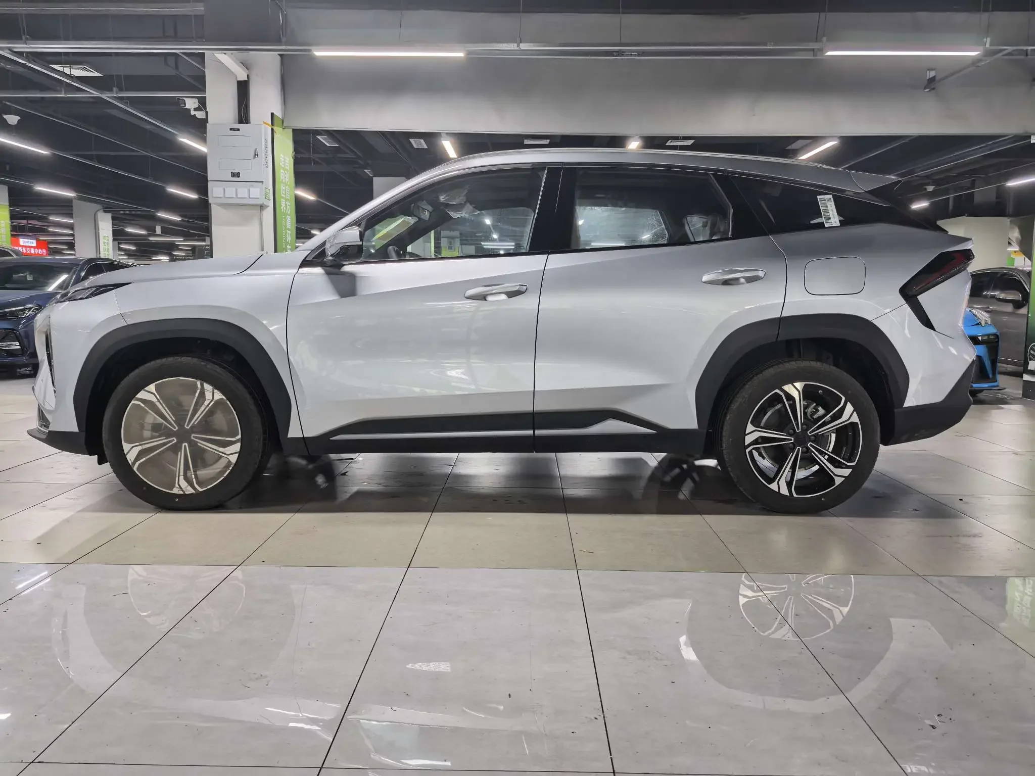 Geely Galaxy L7