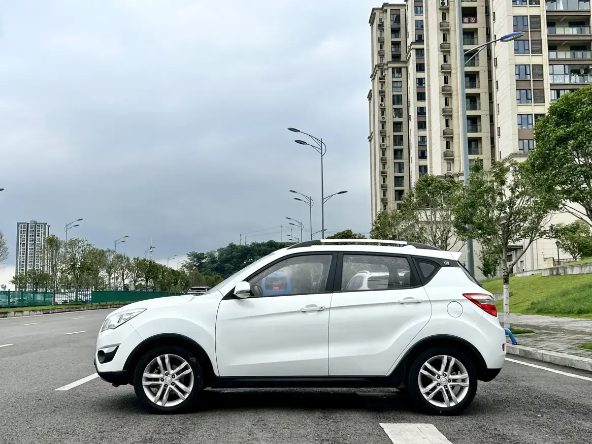 Changan CS35
