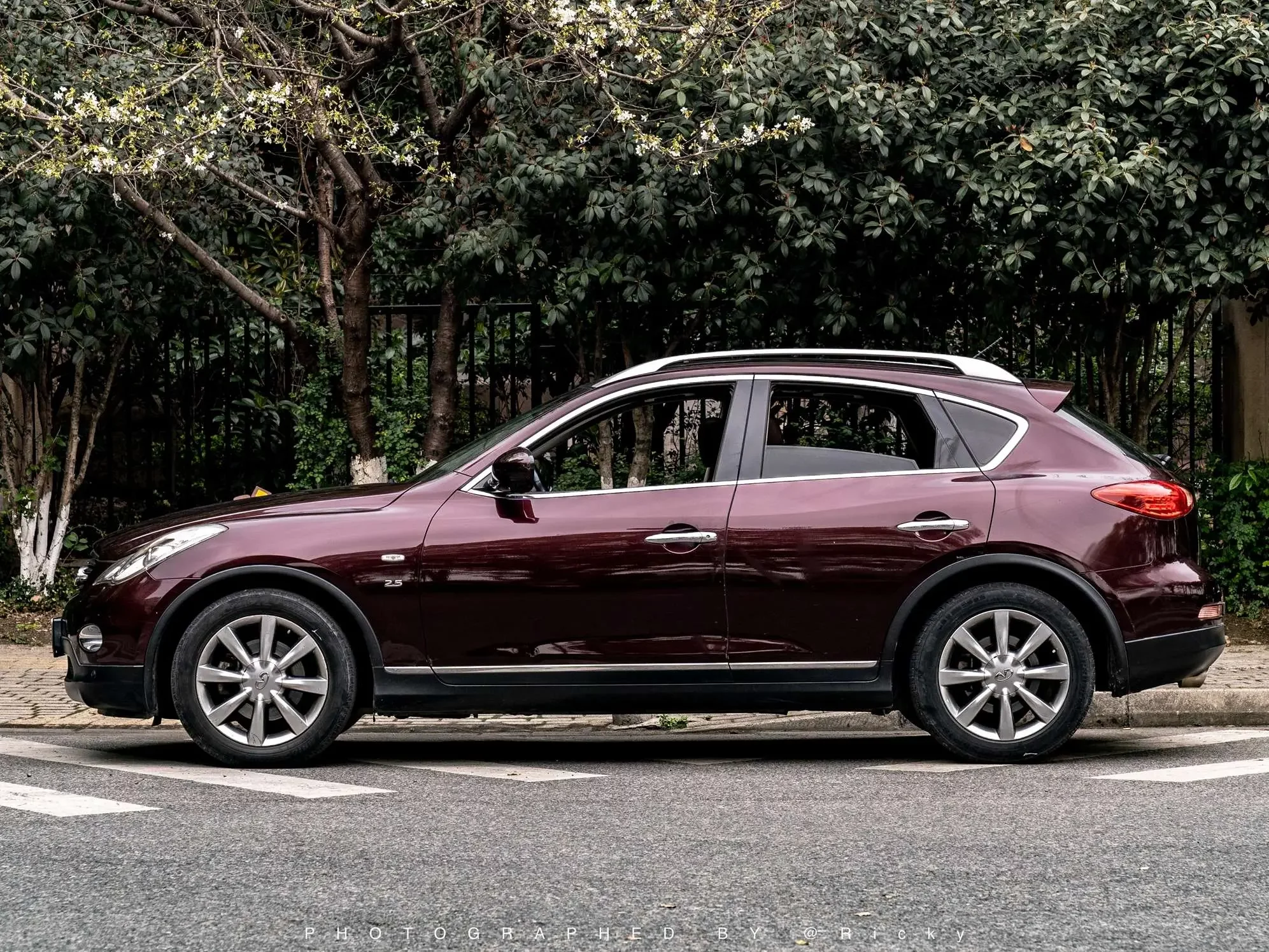 Infiniti QX50