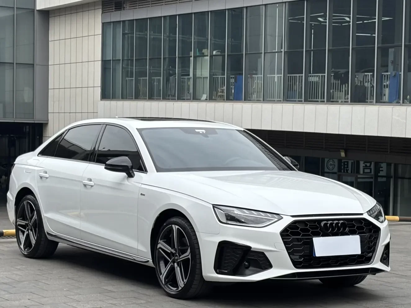 Audi A4L
