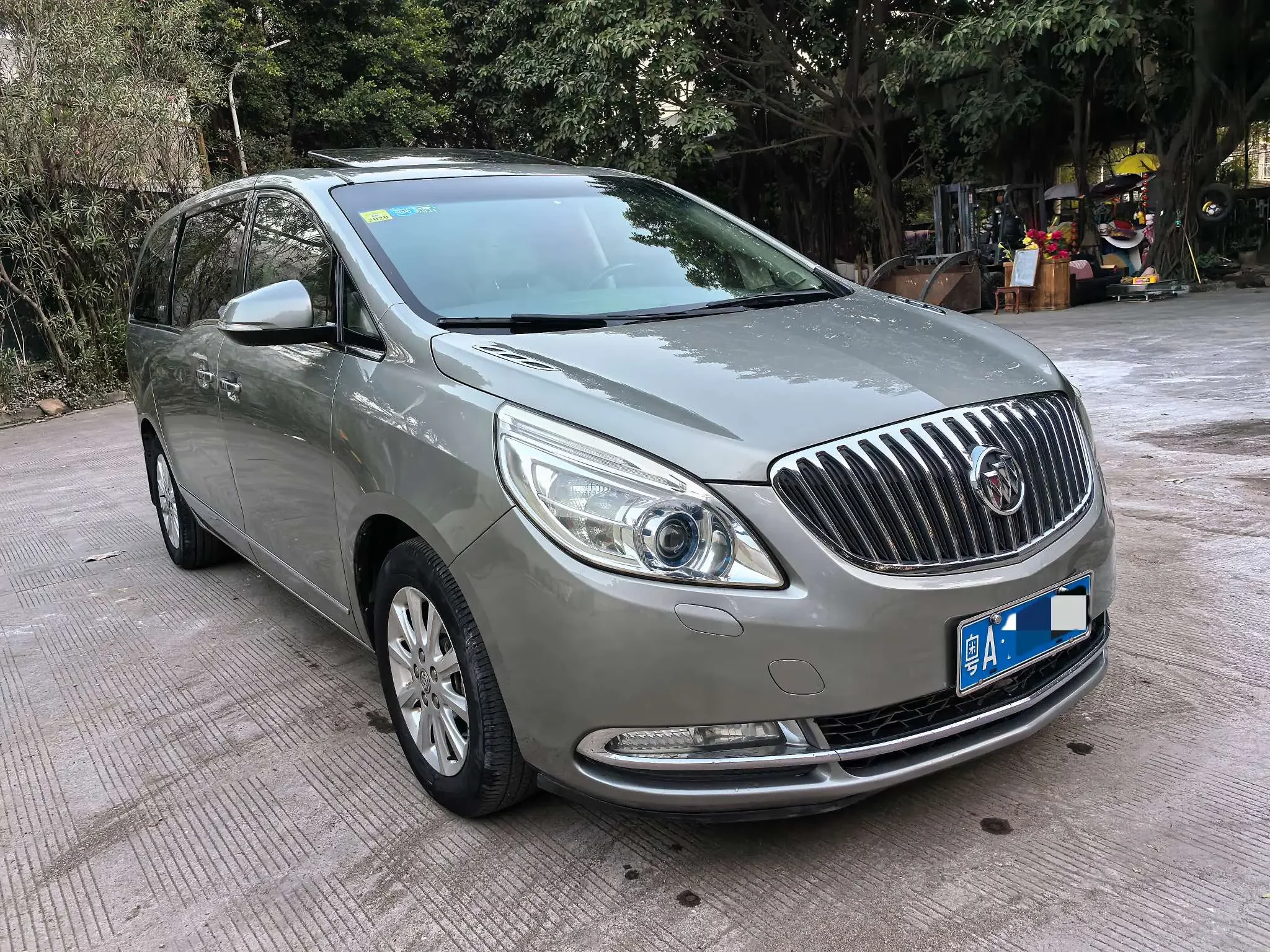 Buick GL8