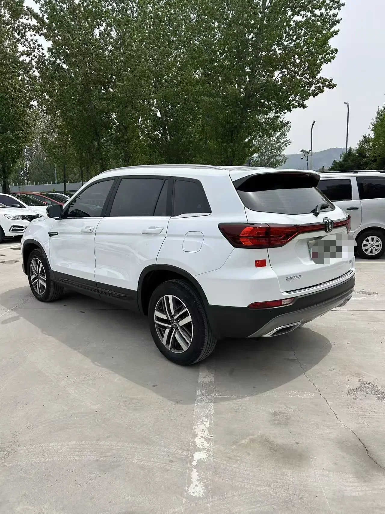 Changan CS75