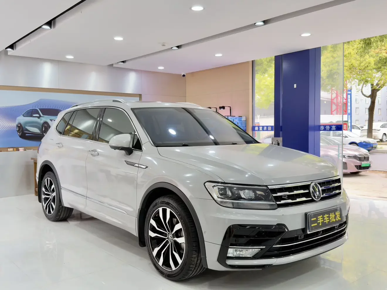 Volkswagen Tiguan L