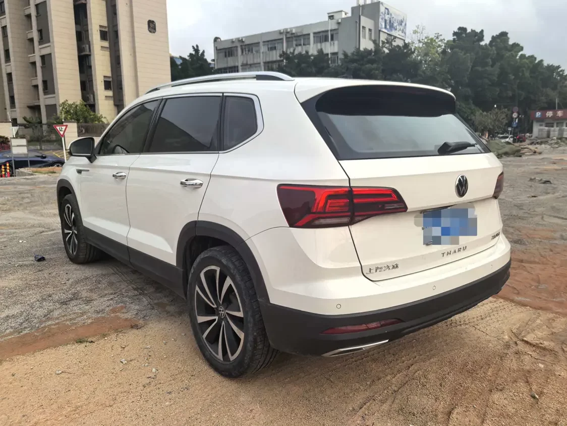 Volkswagen Tharu