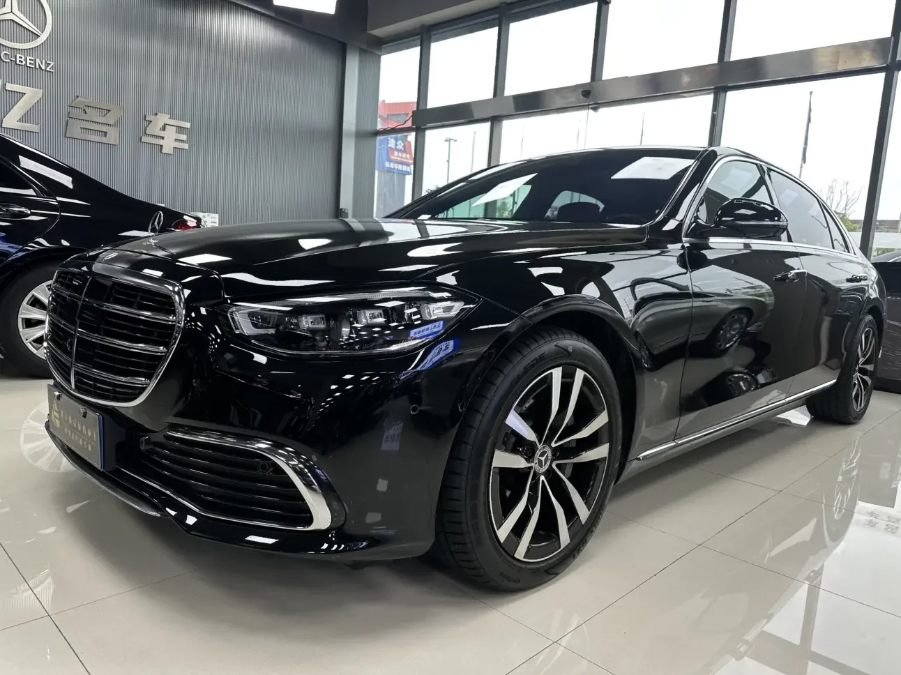 Mercedes-Benz S Class