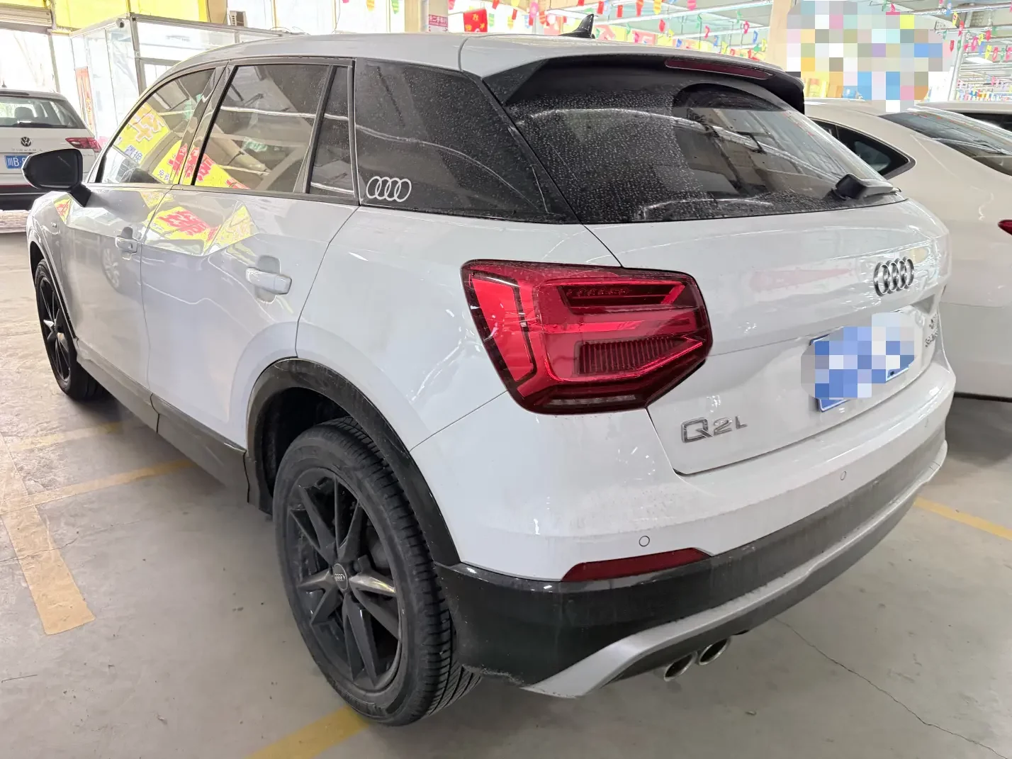 Audi Q2L