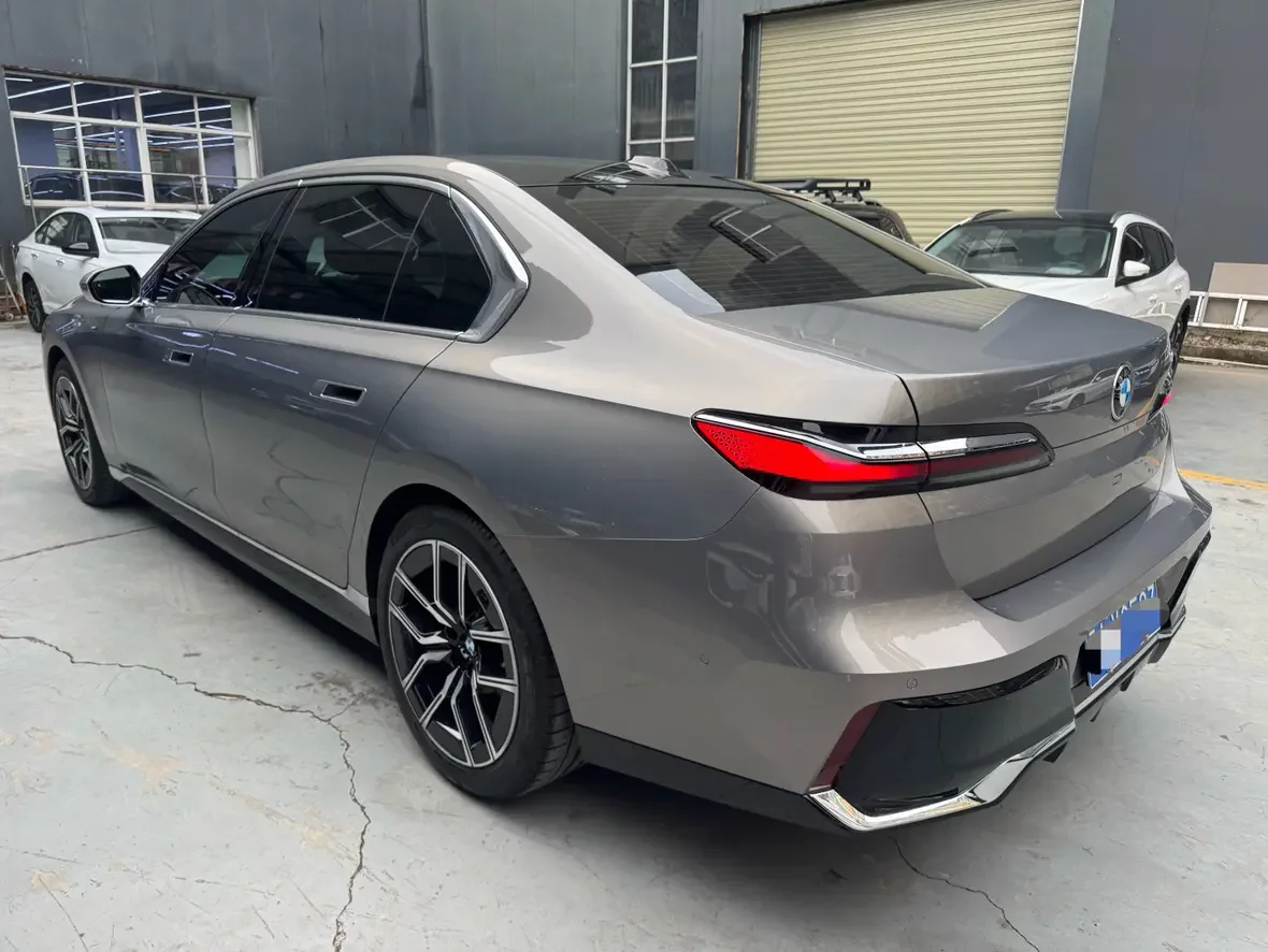 BMW 7 Series
