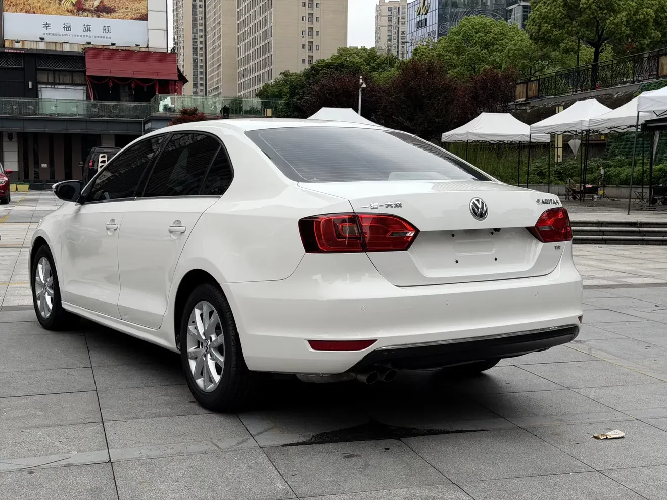 Volkswagen Sagitar