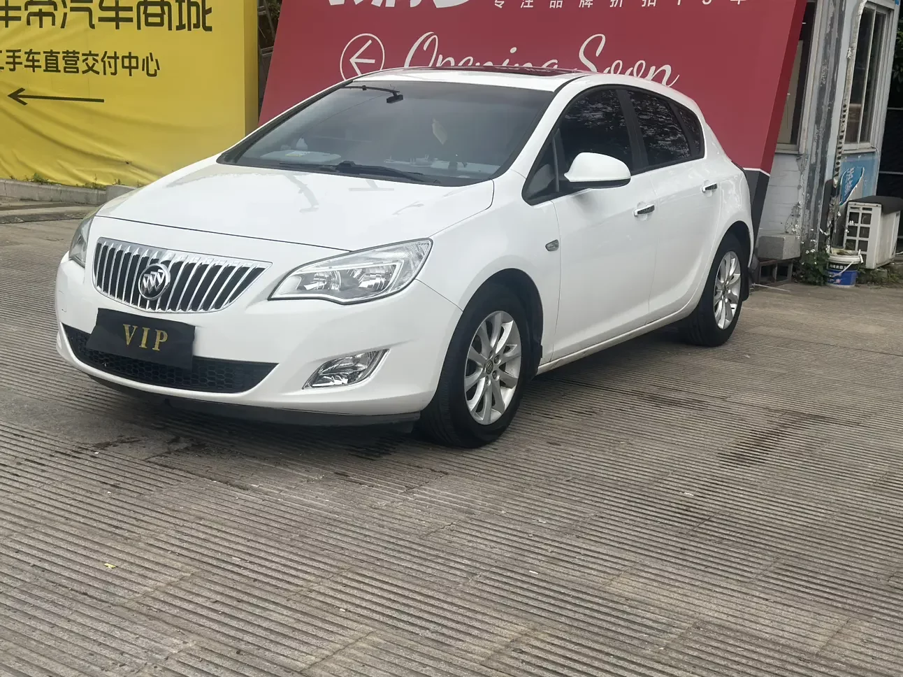 Buick Yinglang