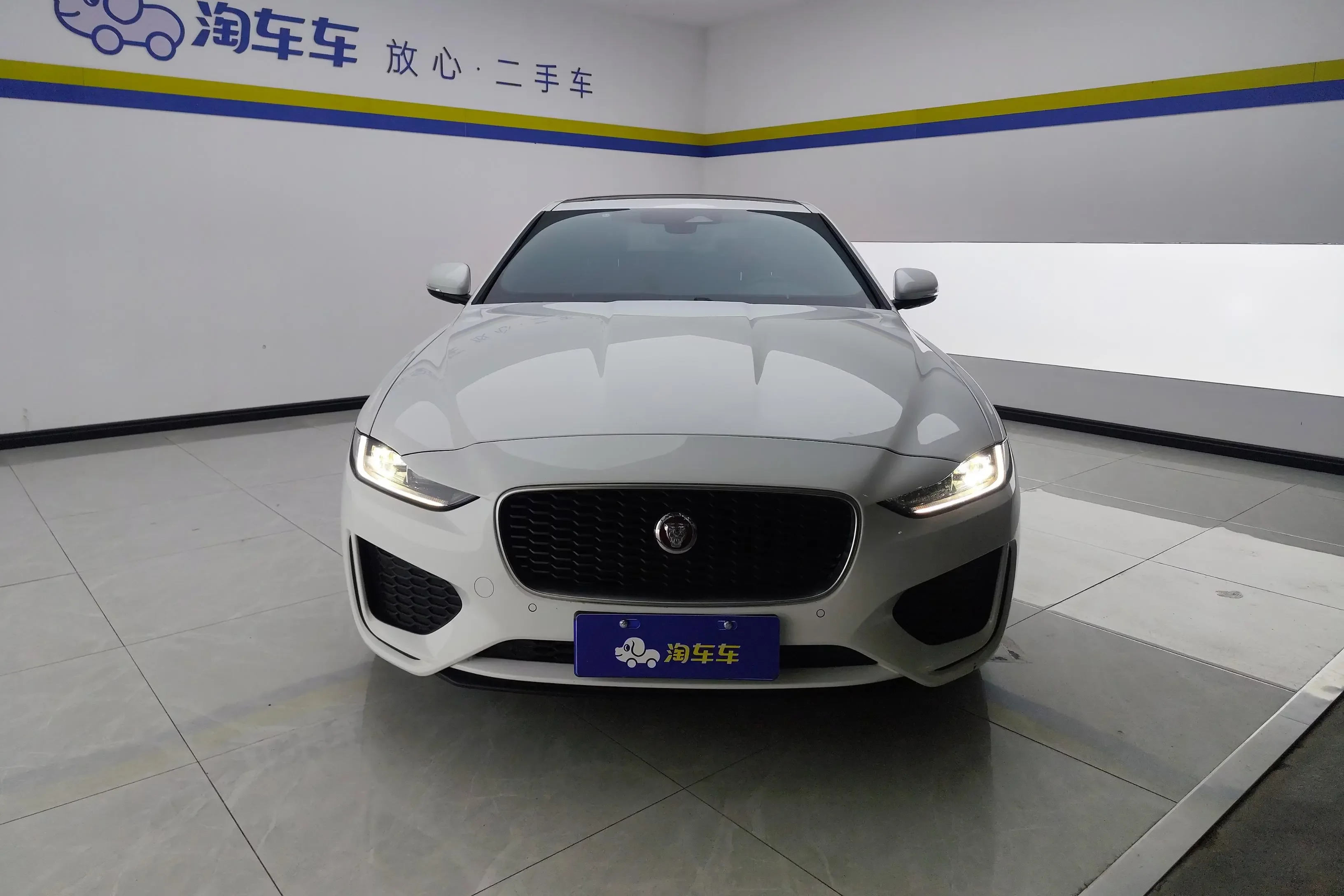 Jaguar XEL