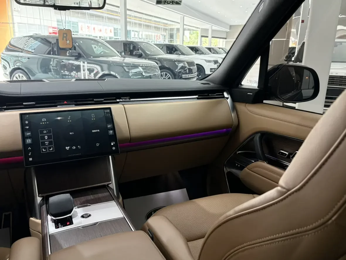 Land Rover range rover