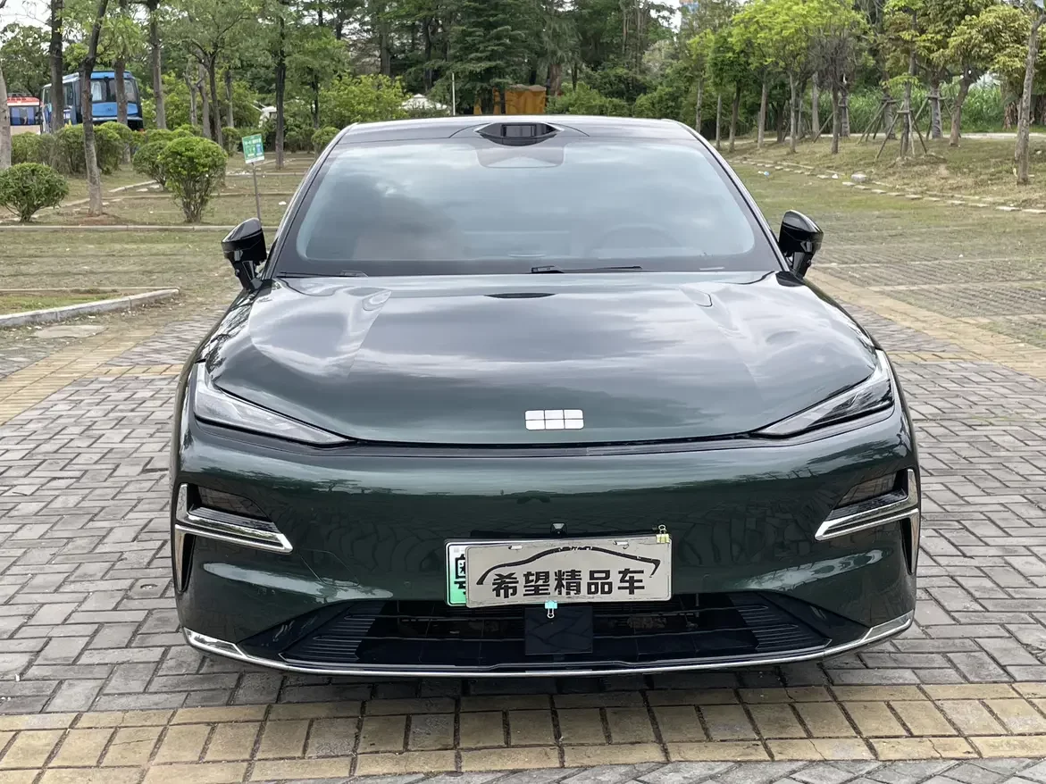 Geely Galaxy Star 8 PHEV