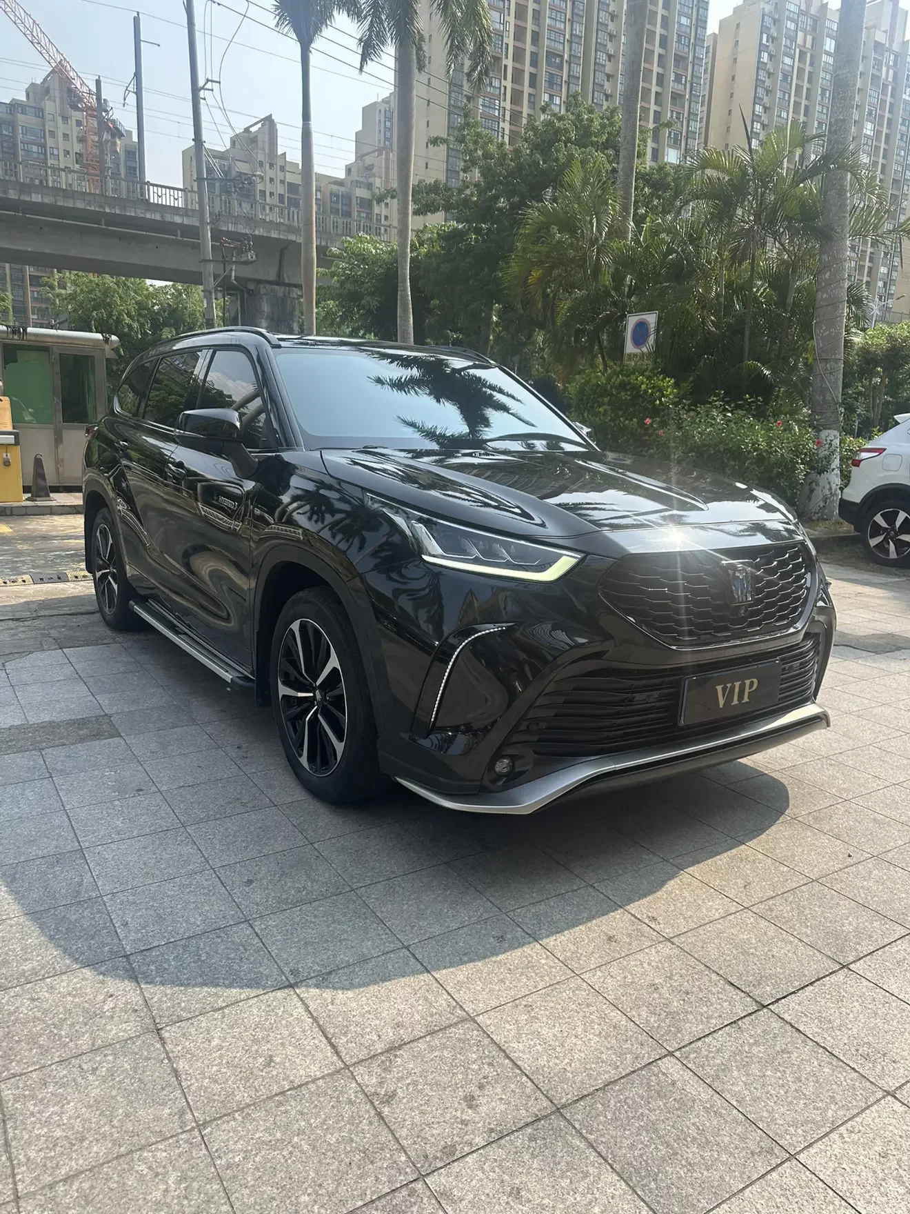 Toyota Crown Kluger