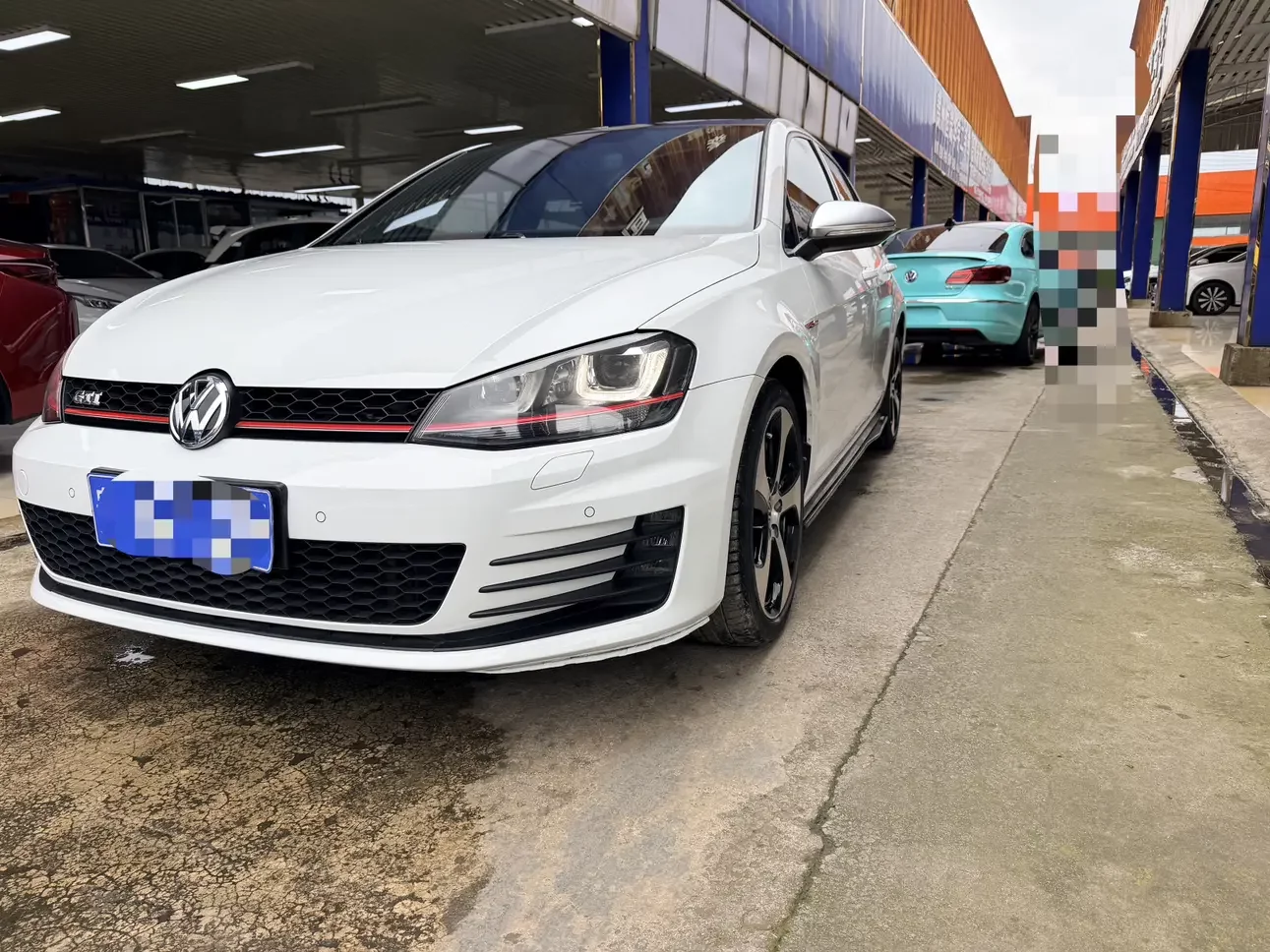 Volkswagen Golf GTI