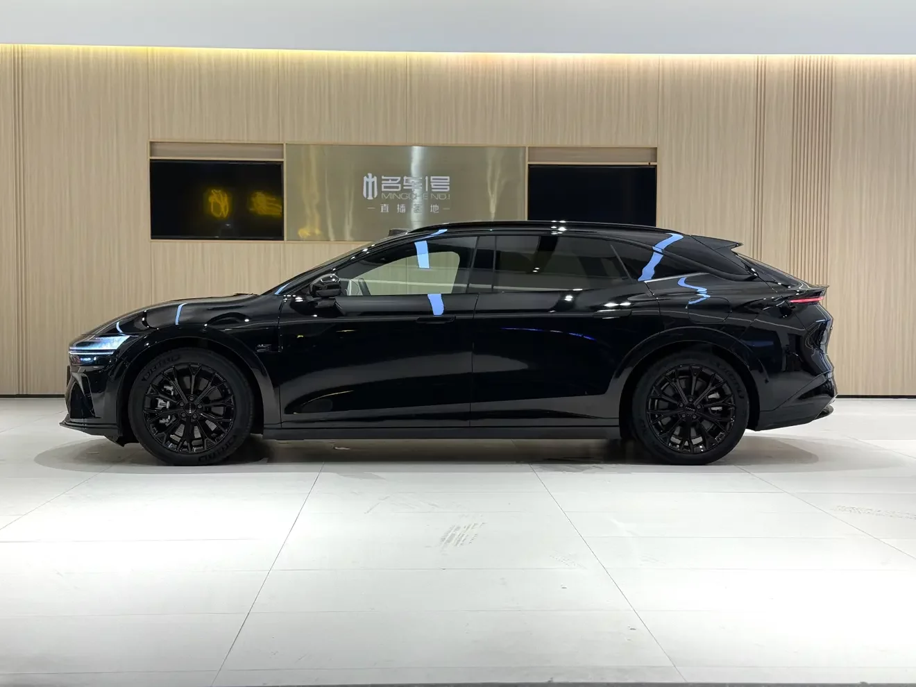 ZEEKR 007GT