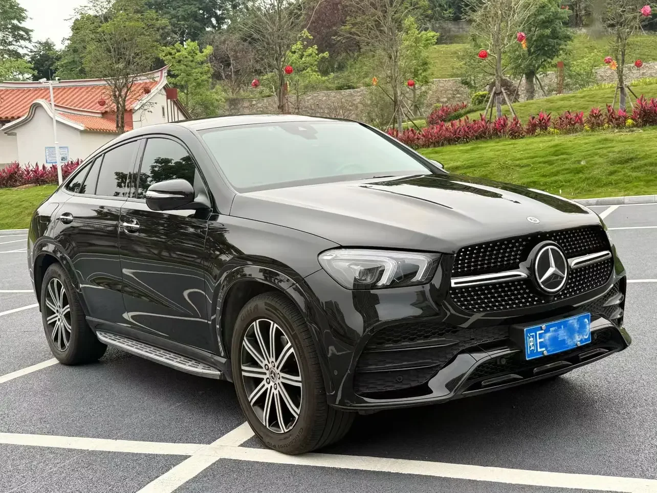 Mercedes-Benz GLE (Imported)