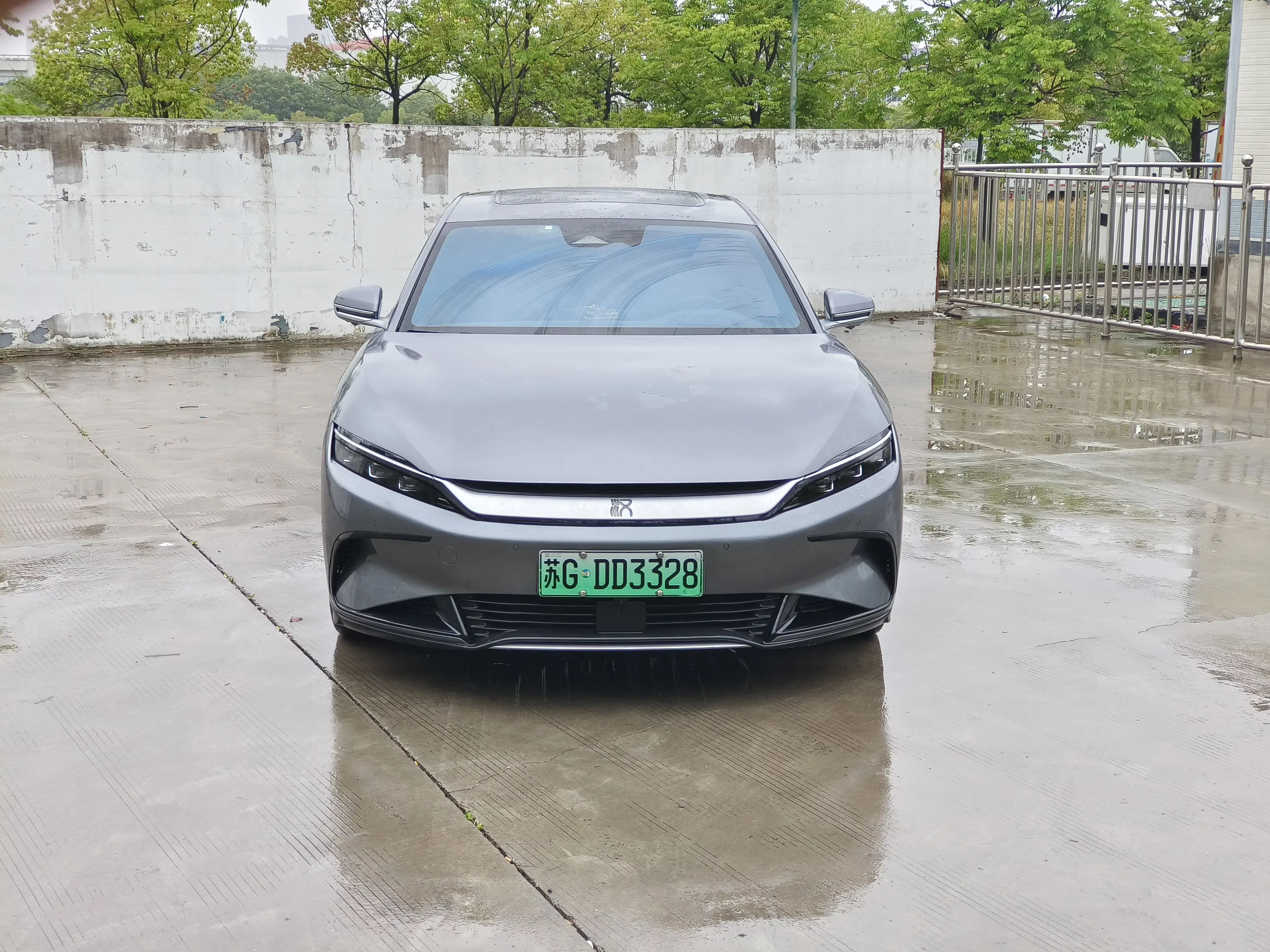 BYD Han EV