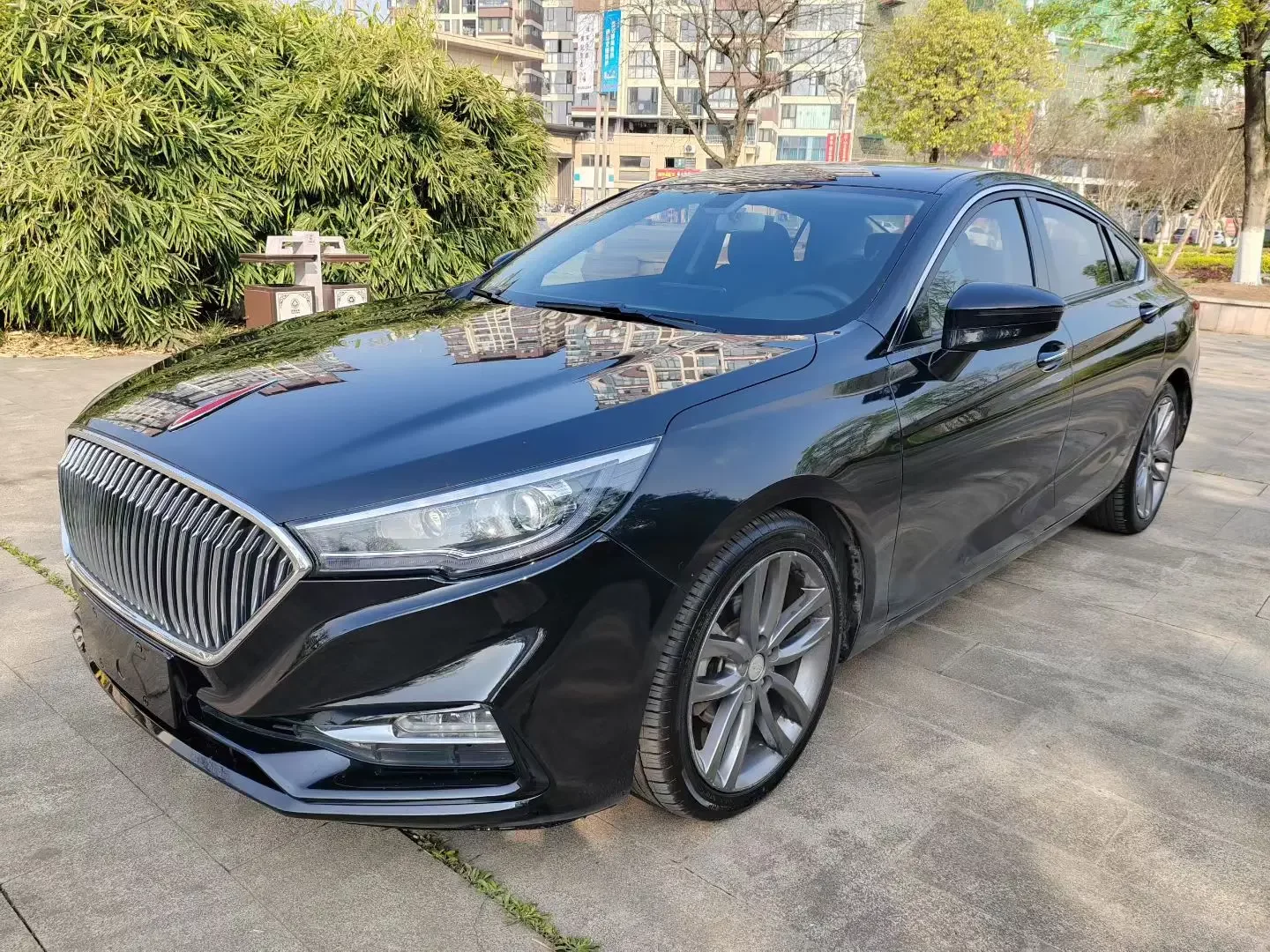 Hongqi H5 classic
