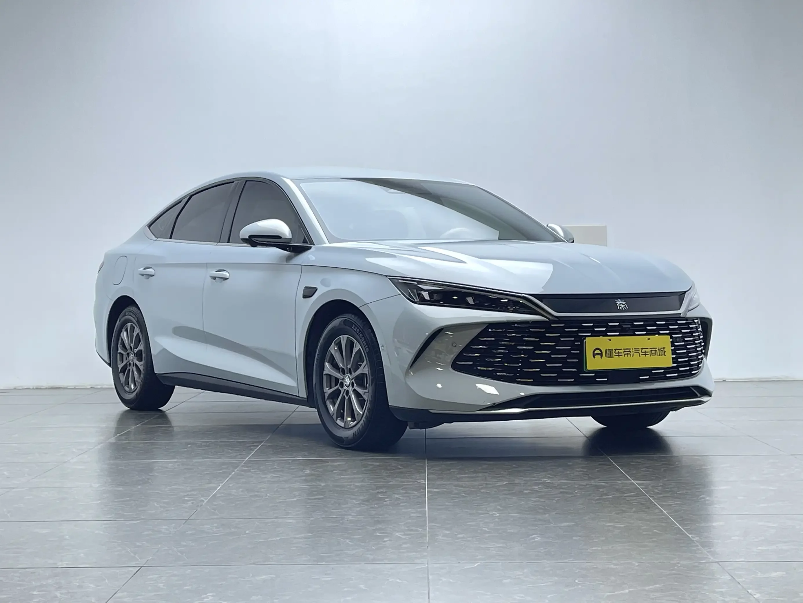 BYD Qin L DM