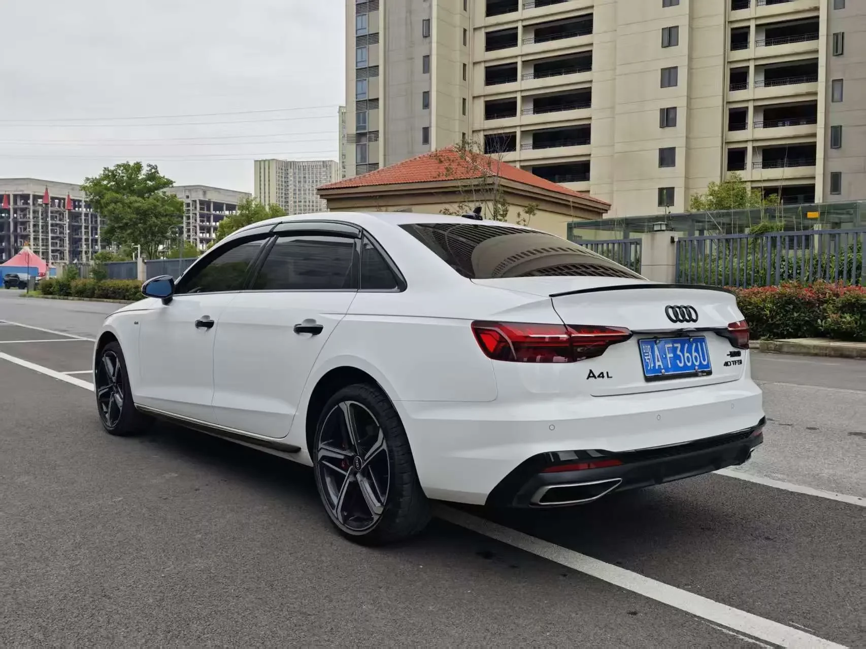 Audi A4L