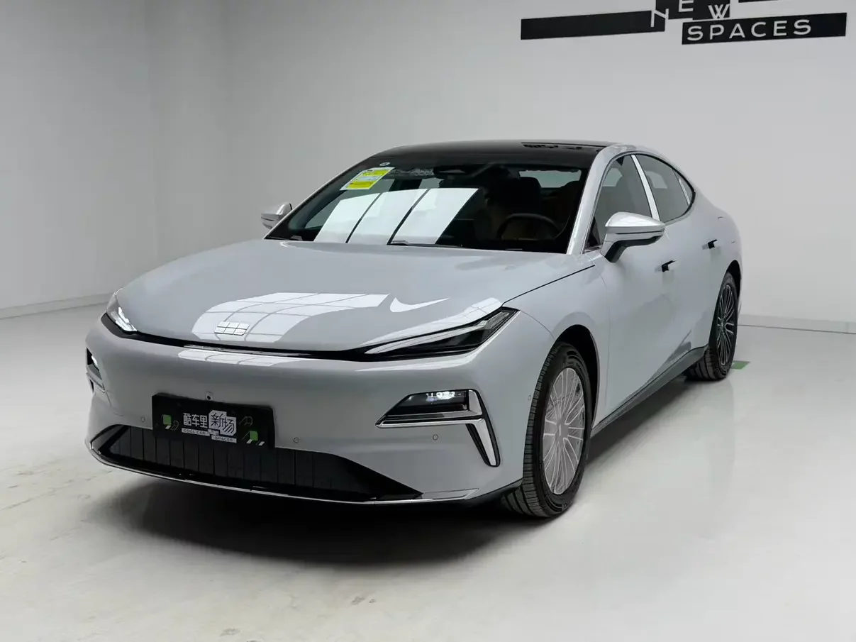 Geely Galaxy Star 8 PHEV