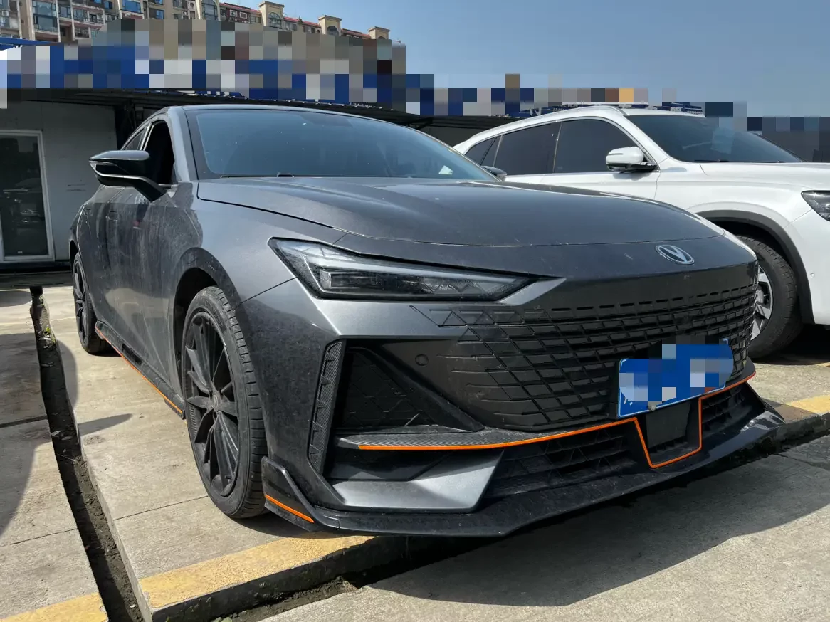 Changan UNI-V