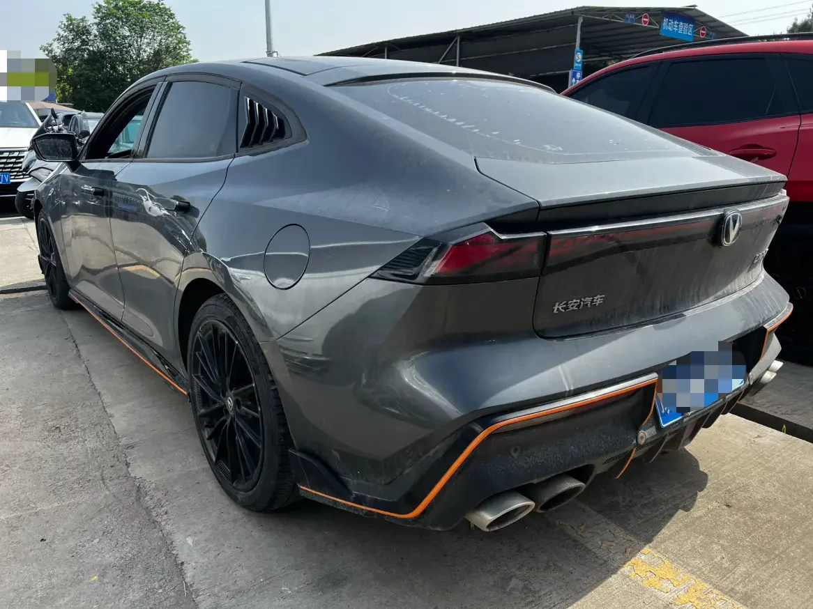 Changan UNI-V