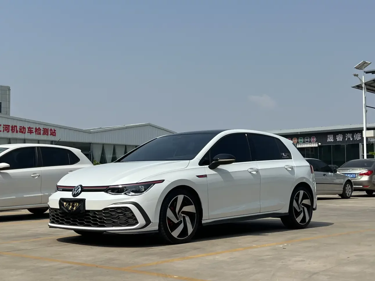 Volkswagen Golf GTI