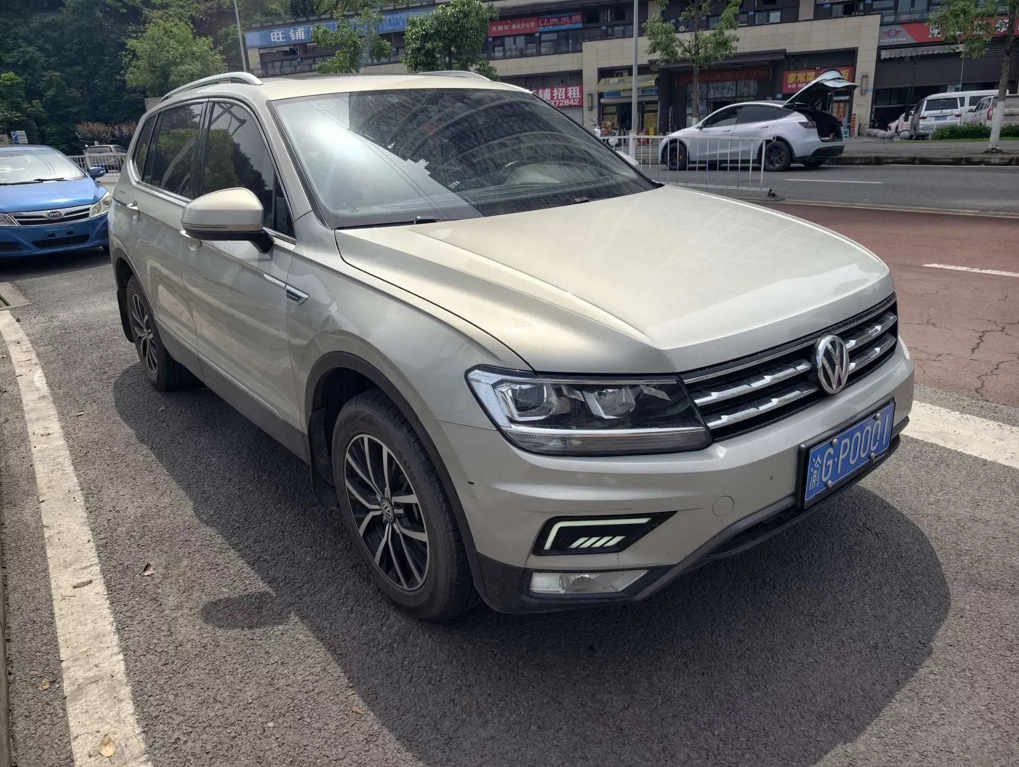 Volkswagen Tiguan L