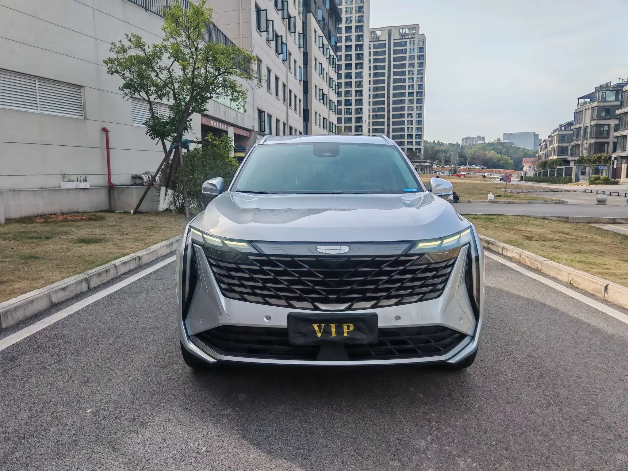 Geely Atlas L