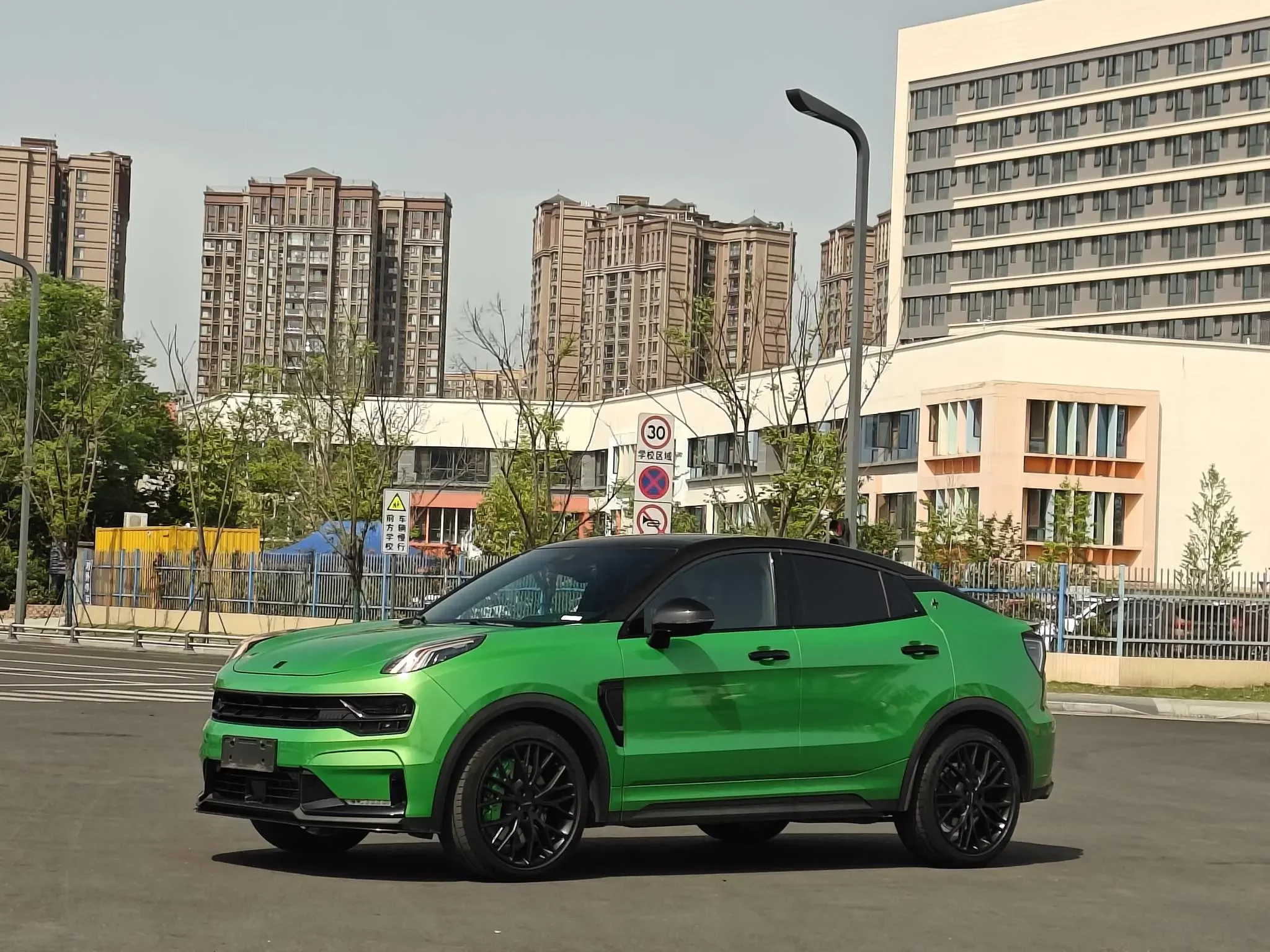 Lynk & Co 05