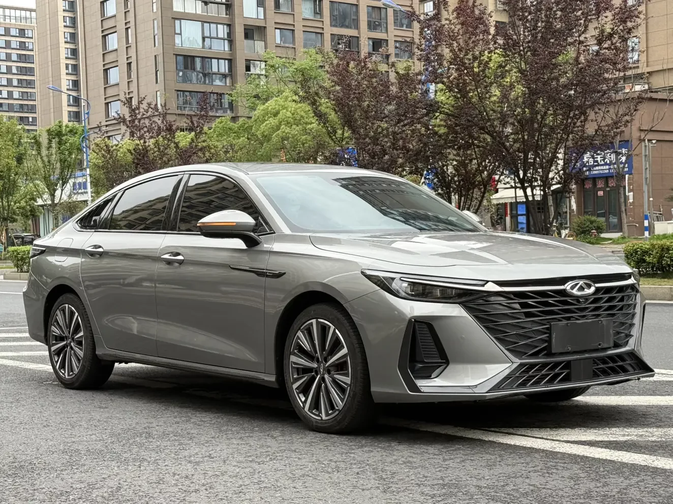 Chery Arrizo 8