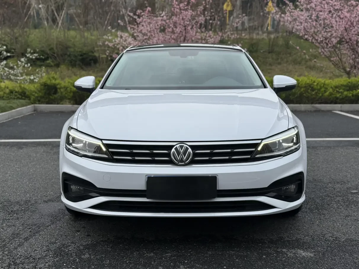 Volkswagen Lamando