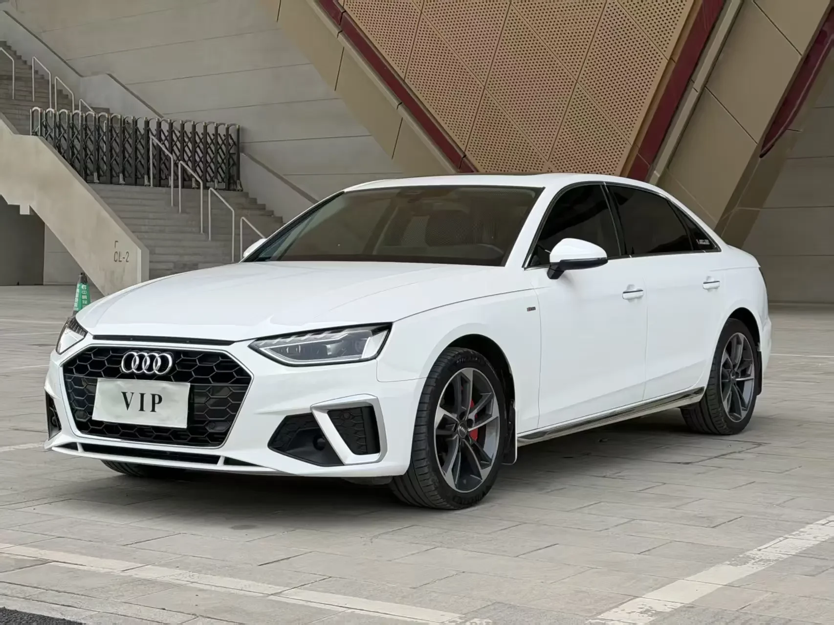 Audi A4L