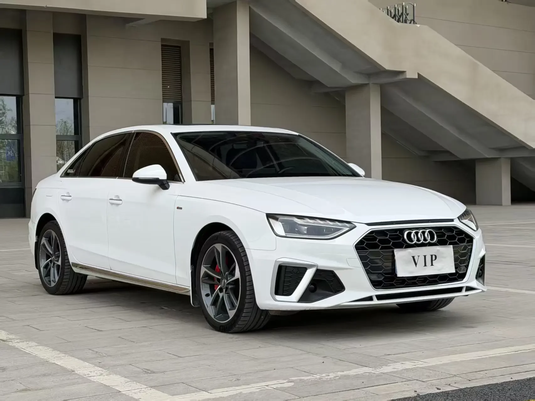 Audi A4L