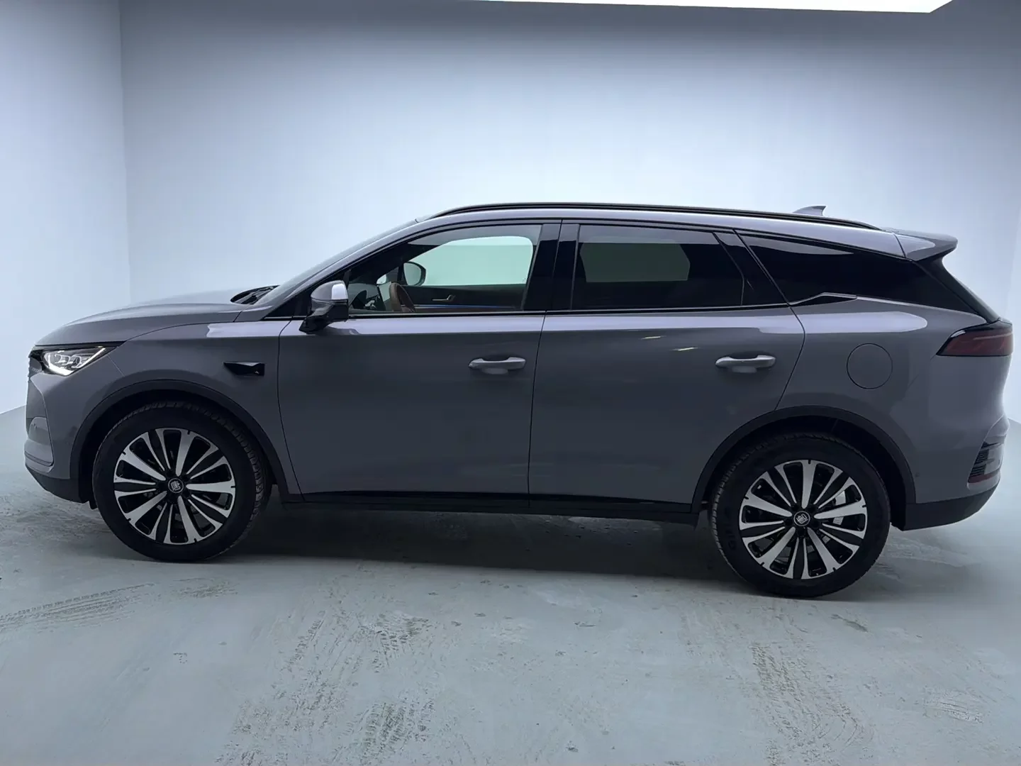 BYD Tang DM