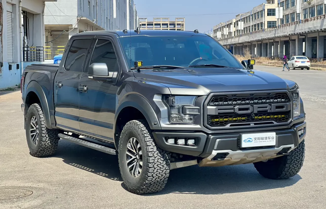 Ford F-150 Raptor