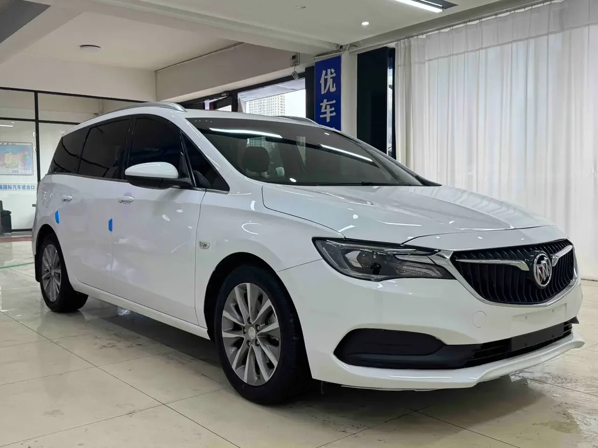 Buick GL6