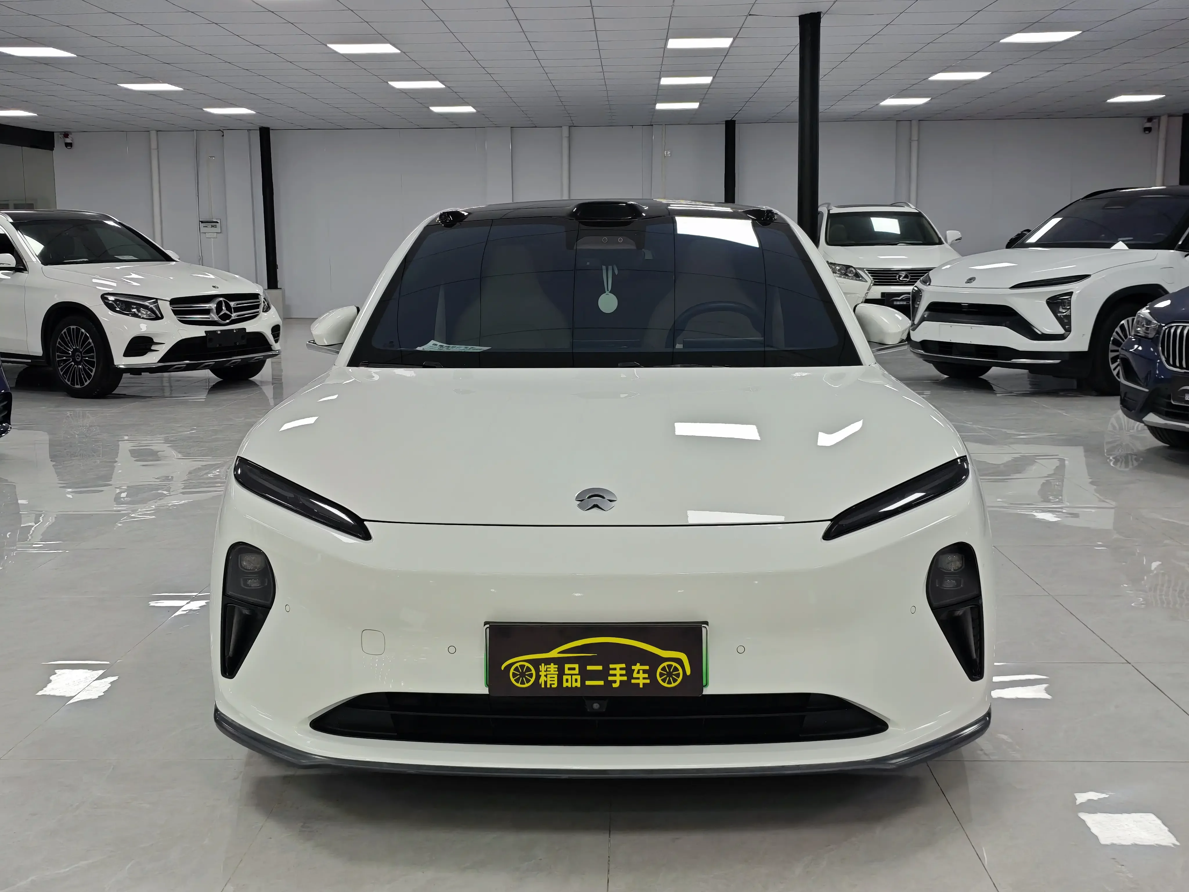 NIO ET5  из Китая