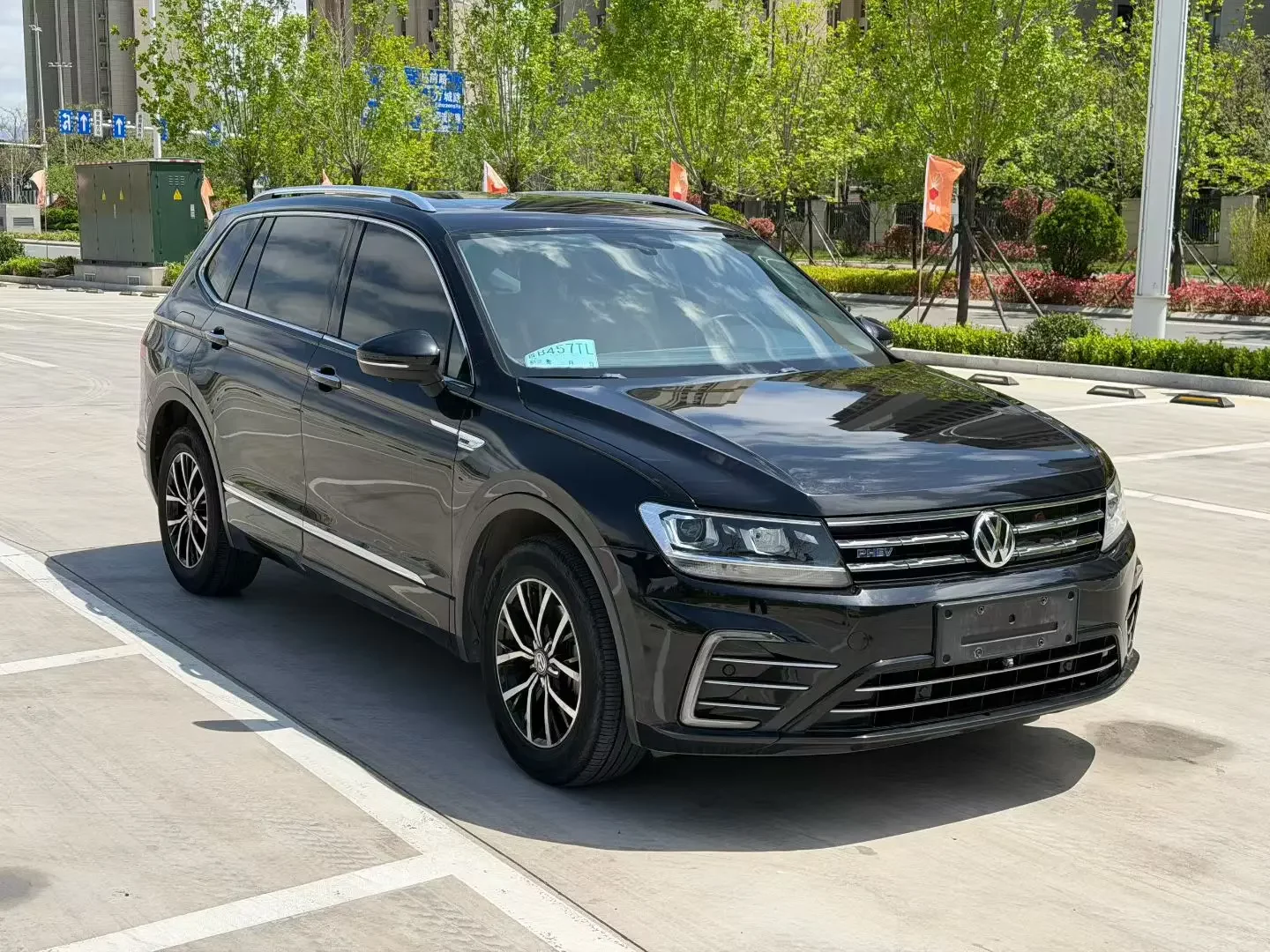 Volkswagen Tiguan L PHEV